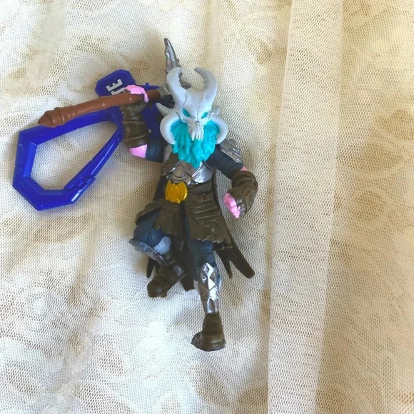 Fortnite Character Beast headed Action Figure Armed Soldier Warrior Toy Figurine - Picture 4 of 5